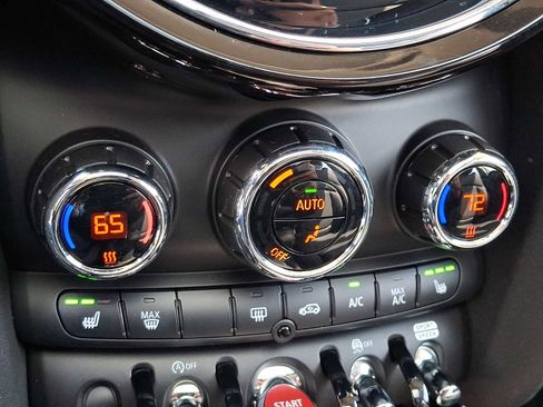 Certified 2024 MINI Cooper S FWD image 17