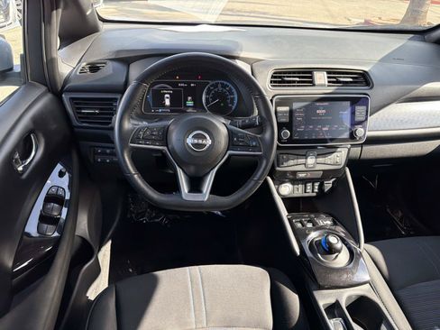 Used 2025 Nissan Leaf SV Plus FWD image 8