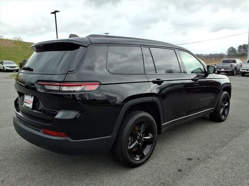 Used 2024 Jeep Grand Cherokee L Limited w/ Luxury Tech Group II image 4