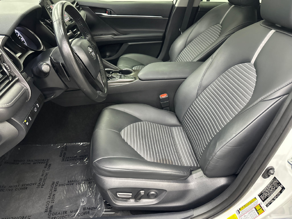 Used 2024 Toyota Camry SE FWD image 9