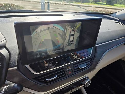 Used 2023 Nissan Altima 2.5 SL image 17