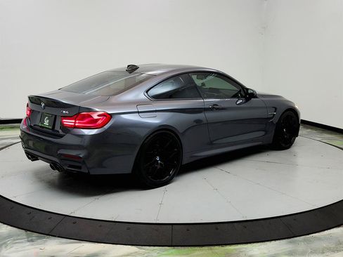 Used 2018 BMW M4 Coupe RWD image 5