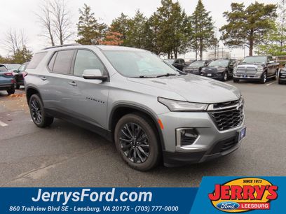 Used 2023 Chevrolet Traverse RS