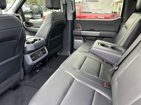 New 2025 Ford F250 Lariat w/ Lariat Ultimate Package image 52