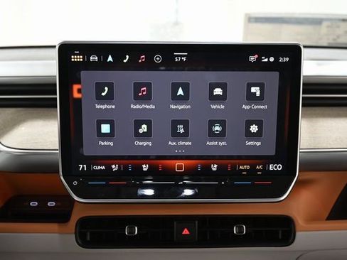 New 2025 Volkswagen ID. Buzz 1st Edition image 6