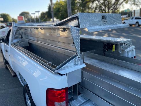 Used 2011 Chevrolet Silverado 2500 W/T image 38