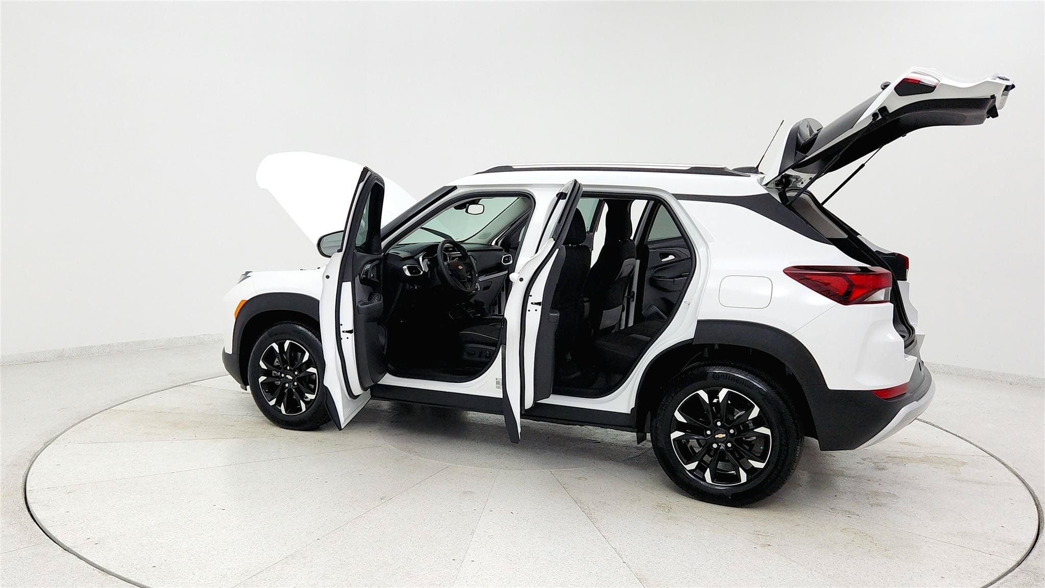 Used 2023 Chevrolet TrailBlazer LT w/ Convenience Package FWD image 30