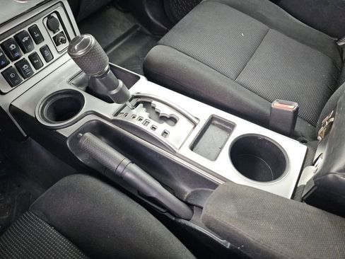 Used 2007 Toyota FJ Cruiser 4WD image 32