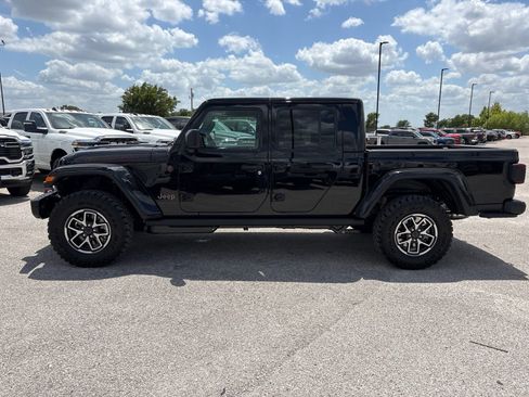 New 2026 Jeep Gladiator Mojave AWD/4WD image 2