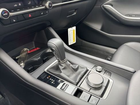 New 2026 MAZDA MAZDA3 2.5 S Sedan w/ Preferred Pkg image 39
