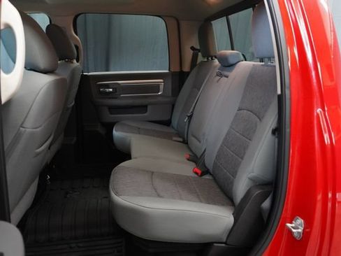 Used 2017 RAM 1500 Big Horn AWD/4WD image 39