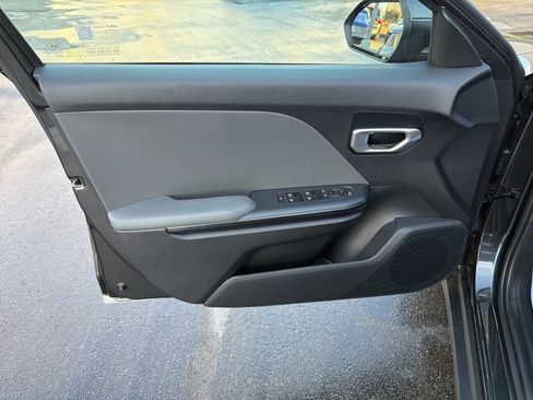 New 2025 Kia K4 LX image 29