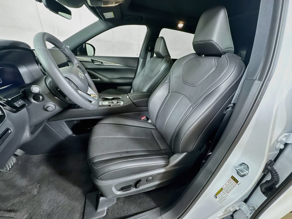 Certified 2027 INFINITI QX60 Sport w/ Dark Cargo Package AWD/4WD image 28