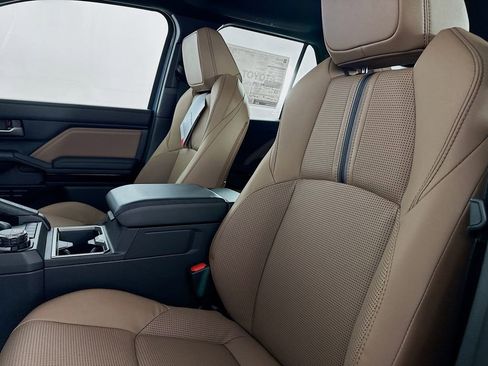 New 2026 Toyota 4Runner Limited image 32