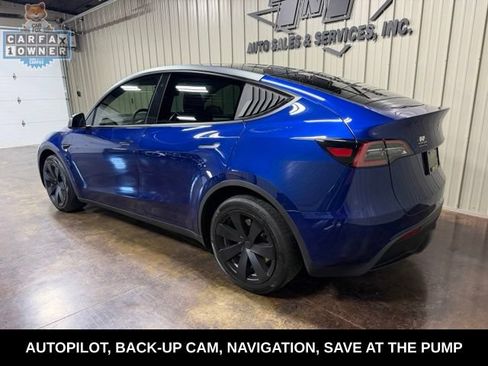 Used 2023 Tesla Model Y Long Range AWD/4WD image 5