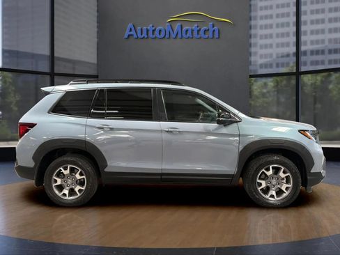 Used 2023 Honda Passport TrailSport image 12