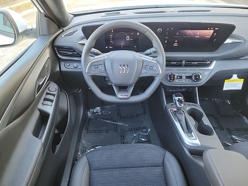 New 2026 Buick Envista Preferred image 11