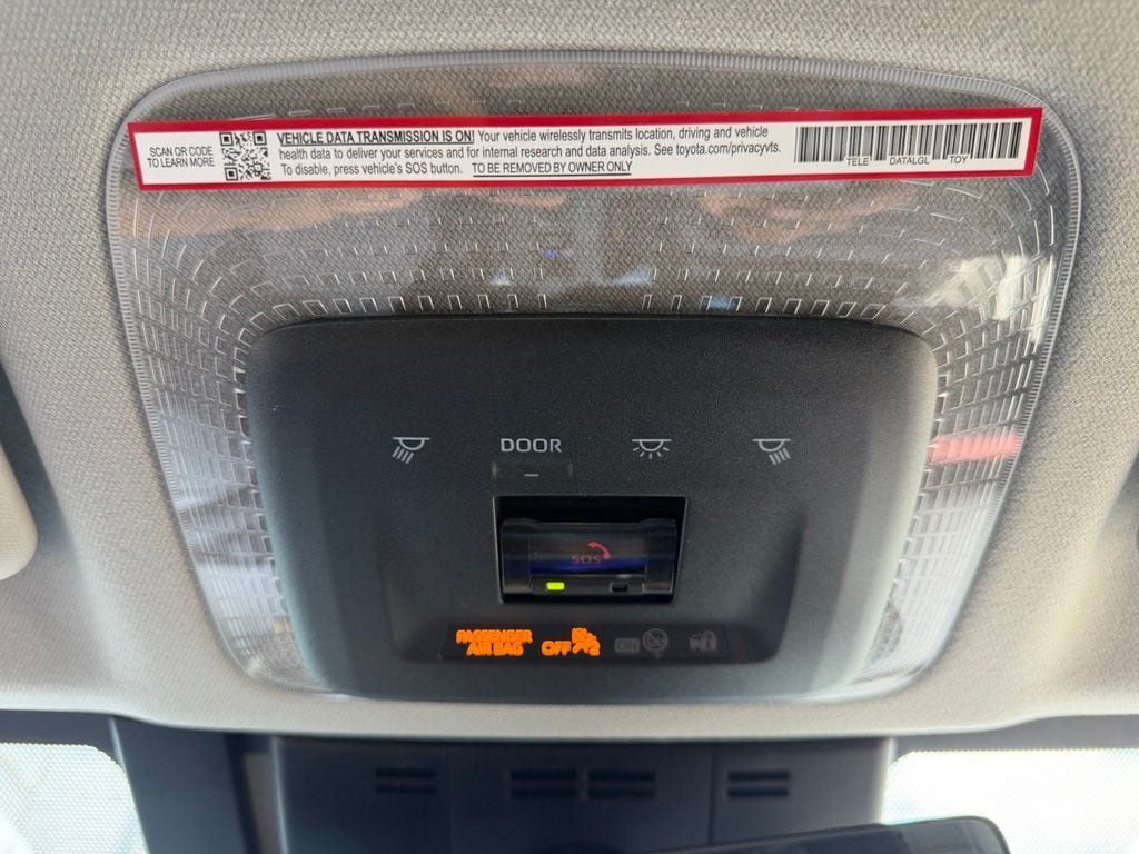 New 2026 Toyota Prius Plug-In Hybrid FWD image 18
