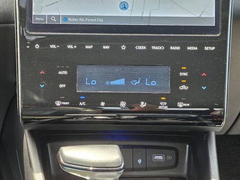 Used 2022 Hyundai Santa Cruz Limited AWD/4WD image 19