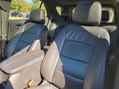 Used 2022 Chevrolet Equinox RS w/ RS Leather Package image 17