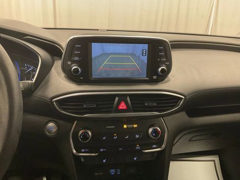 Used 2019 Hyundai Santa Fe SEL image 20