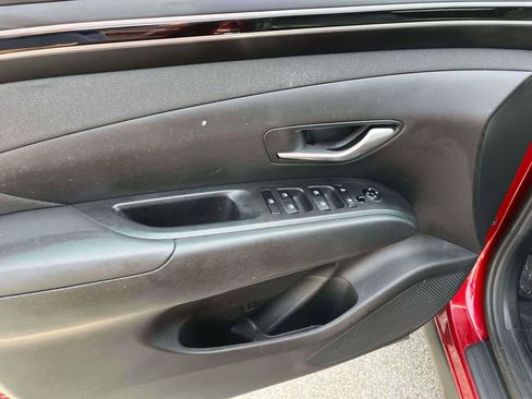 Used 2024 Hyundai Tucson SEL w/ Convenience Package FWD image 13