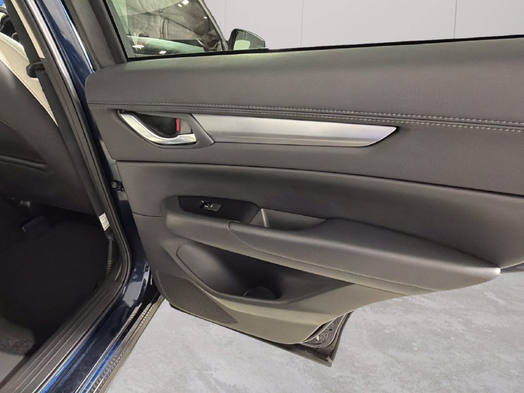 Used 2025 MAZDA CX-5 AWD 2.5 S w/ Preferred Package image 34