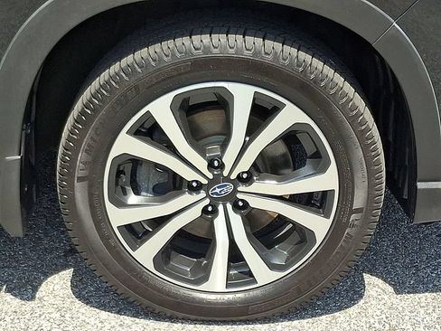 Used 2021 Subaru Forester Limited AWD/4WD image 8