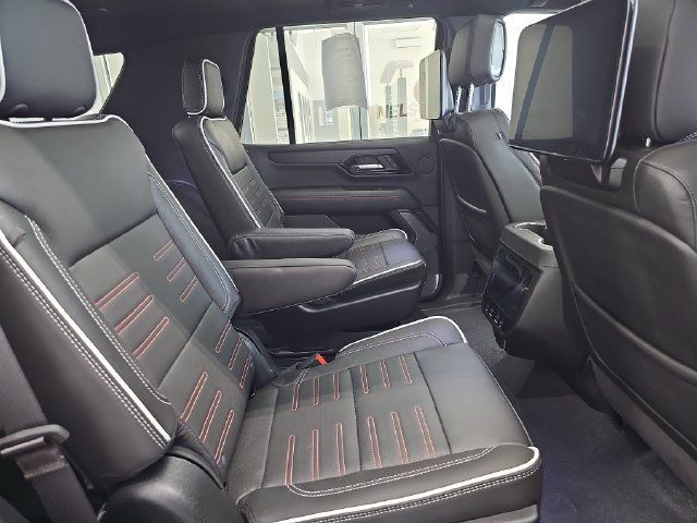 Used 2026 GMC Yukon AT4 Ultimate w/ LPO, Floor Liner Package AWD/4WD image 33