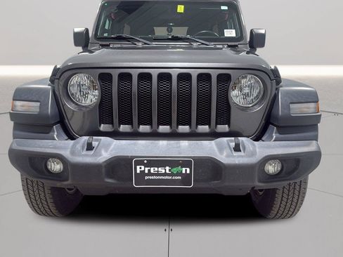 Used 2018 Jeep Wrangler Unlimited Sport S AWD/4WD image 24