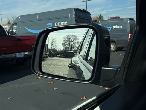 Used 2024 Dodge Durango R/T w/ Blacktop Package image 13