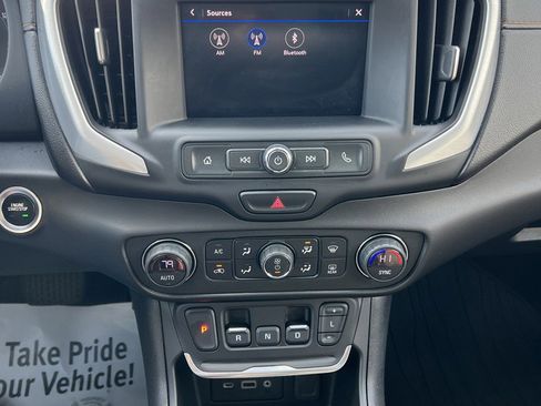 Used 2020 GMC Terrain SLE w/ Driver Convenience Package image 24