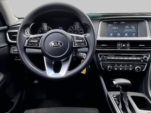 Used 2019 Kia Optima LX FWD image 5