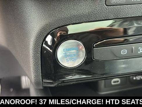 New 2026 Ford Escape SE FWD image 13