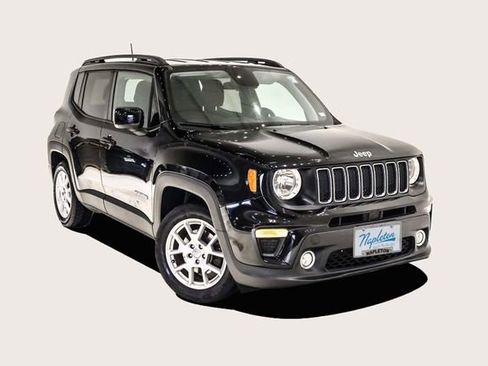 Used 2019 Jeep Renegade Latitude w/ Cold Weather Group image 2