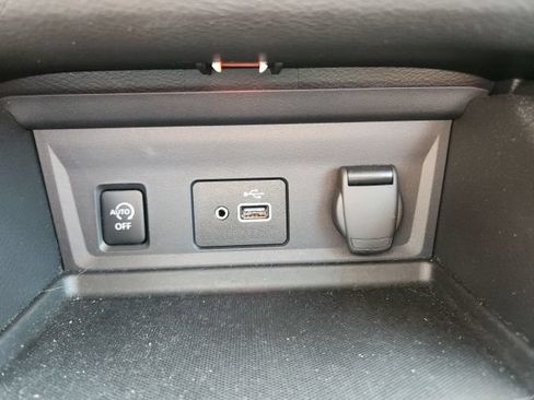 Used 2024 Nissan Sentra S FWD image 24
