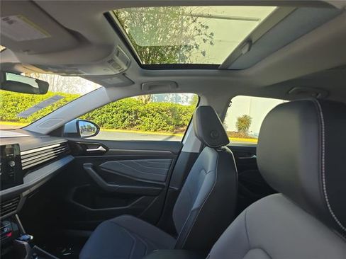 New 2026 Volkswagen Jetta SEL image 25