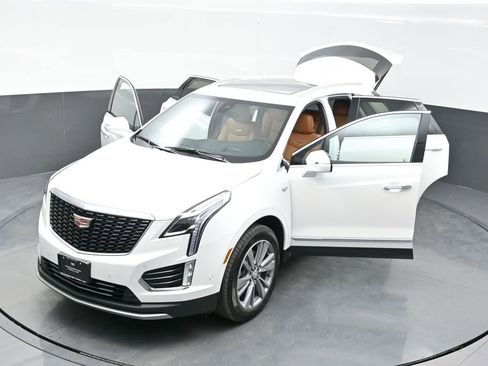 New 2025 Cadillac XT5 Premium Luxury w/ Technology Package image 35