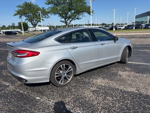 Used 2017 Ford Fusion Titanium FWD image 4