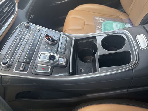 Used 2023 Hyundai Santa Fe Calligraphy AWD/4WD image 30