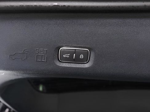 Used 2025 Ford Expedition Platinum AWD/4WD image 43