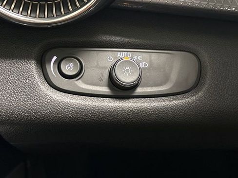 New 2026 Chevrolet Trax ACTIV w/ Sunroof Package image 43