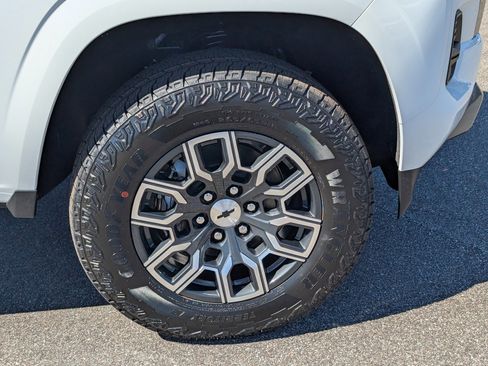 New 2026 Chevrolet Colorado Z71 w/ Z71 Convenience Package 2 image 6