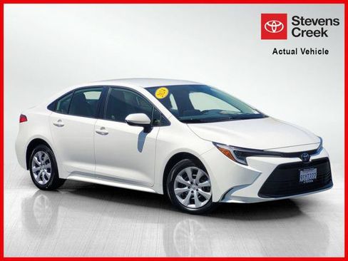 Certified 2024 Toyota Corolla LE FWD image 1
