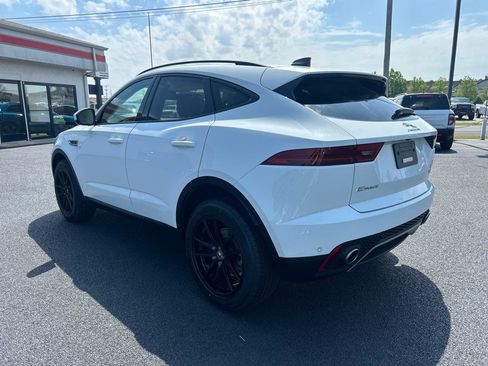 Used 2020 Jaguar E-PACE SE image 7