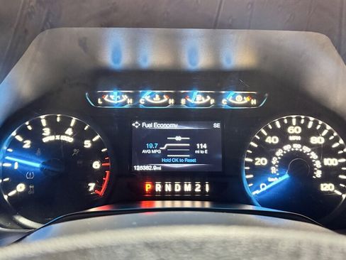 Used 2015 Ford F150 XL w/ Equipment Group 101A Mid AWD/4WD image 14