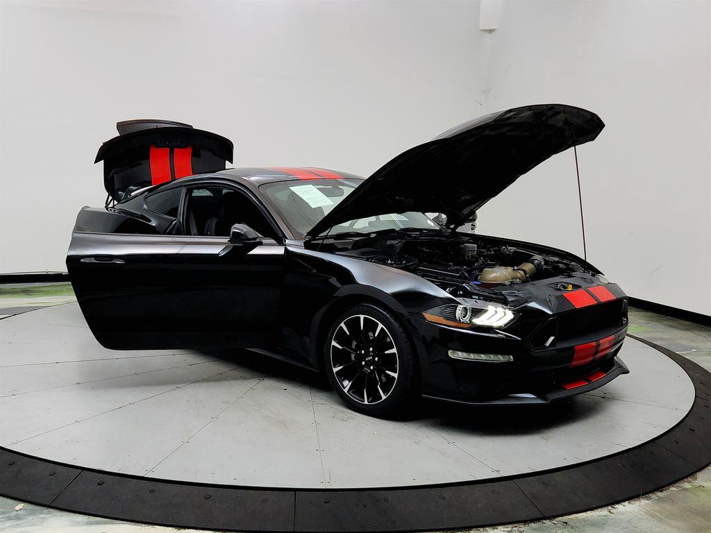 Used 2020 Ford Mustang Coupe RWD image 10