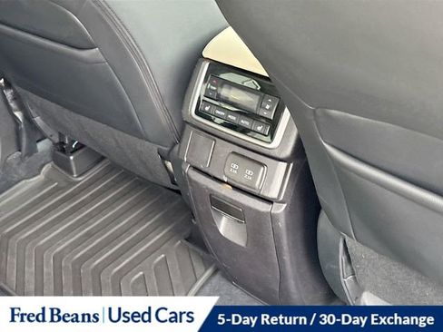 Used 2021 Subaru Ascent Limited AWD/4WD image 23