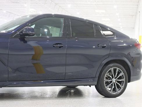 Used 2023 BMW X6 xDrive40i w/ M Sport Package AWD/4WD image 3