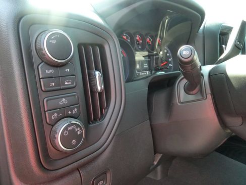 Certified 2023 Chevrolet Silverado 1500 Custom AWD/4WD image 24